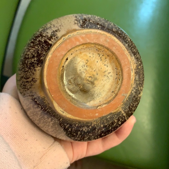 Vase - Picture 2 of 2